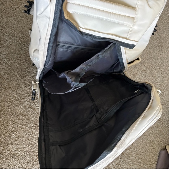 Elegant Cream Men's Backpack - Picture 3 of 8